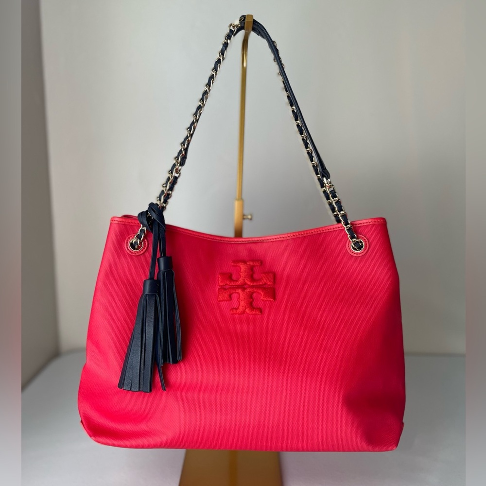 Tory Burch Shoulder bag in great pre-loved condition